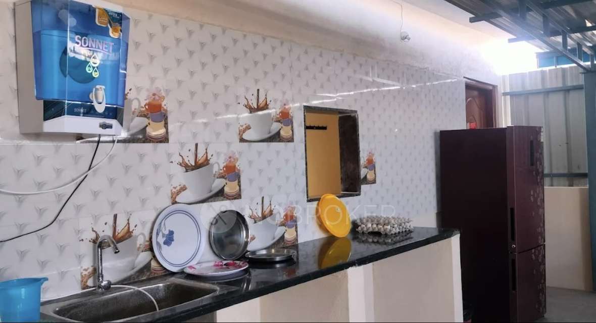 PG for Boys in Adugodi