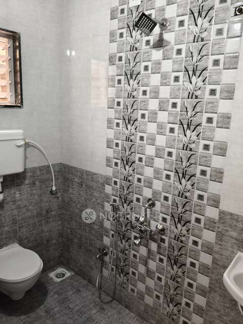 2 BHK Flat In Vrindavan for Rent  In Manjri Bk