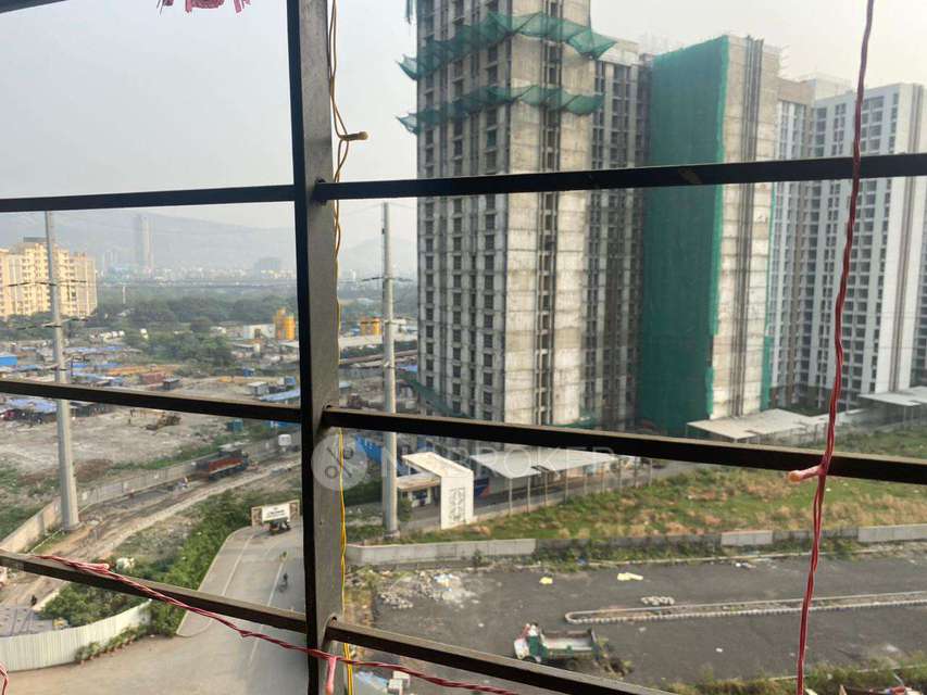 1 BHK Flat In Crown Viva Chs Ltd For Sale  In Majiwada