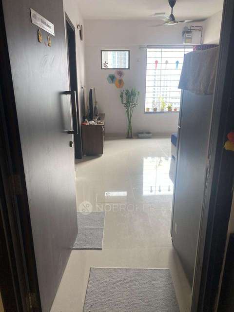 1 BHK Flat In Crown Viva Chs Ltd For Sale  In Majiwada