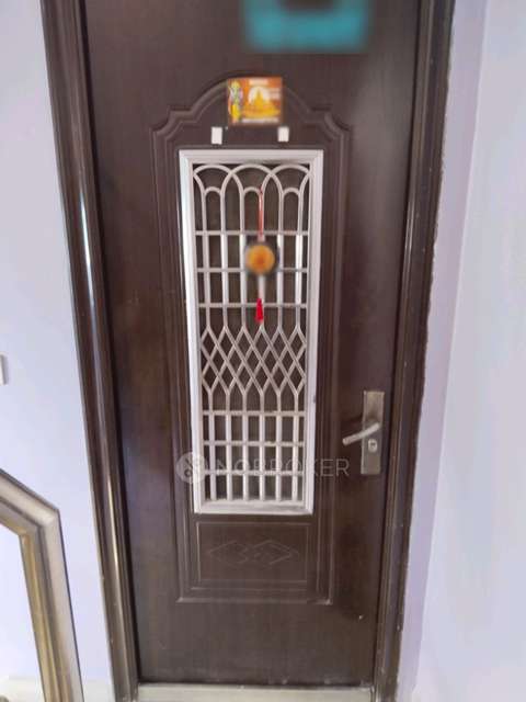 2 BHK Flat In Apartment For Sale  In Seelampur