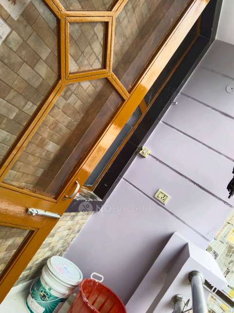 2 BHK Flat In Apartment For Sale  In Seelampur