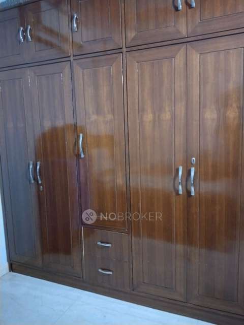 2 BHK Flat In Apartment For Sale  In Seelampur