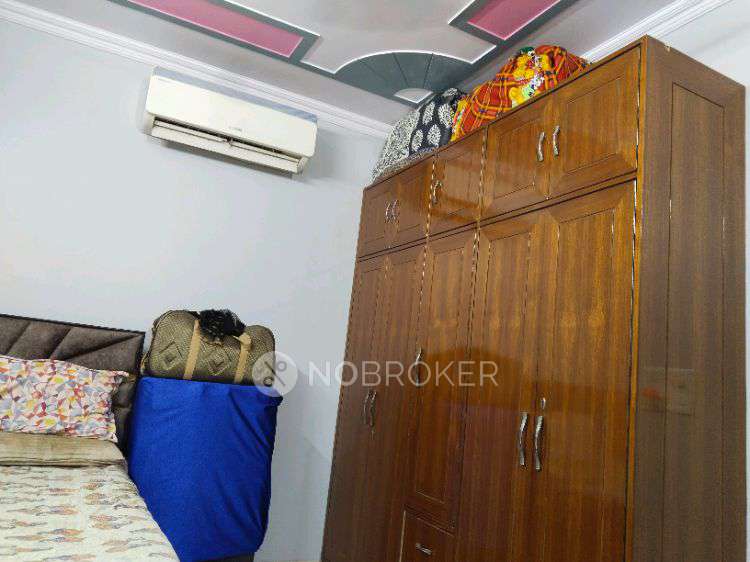 2 BHK Flat In Apartment For Sale  In Seelampur