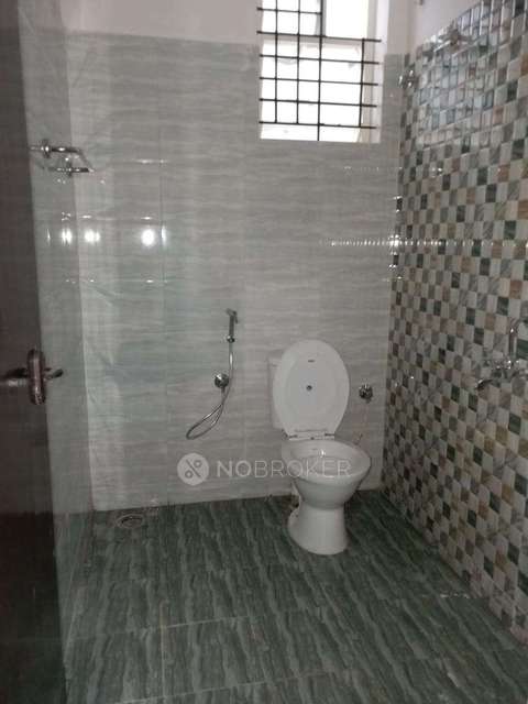 2 BHK Flat In Retreat Signaa For Sale  In Krishnarajapura