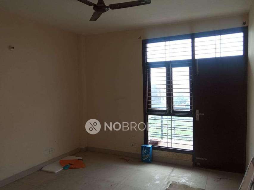 3 BHK Flat In Wave City Ghaziabad For Sale  In Sector 4