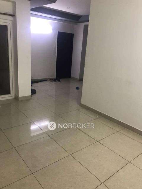 3 BHK Flat In Grand Ajnara Heritage For Sale  In Sector 74