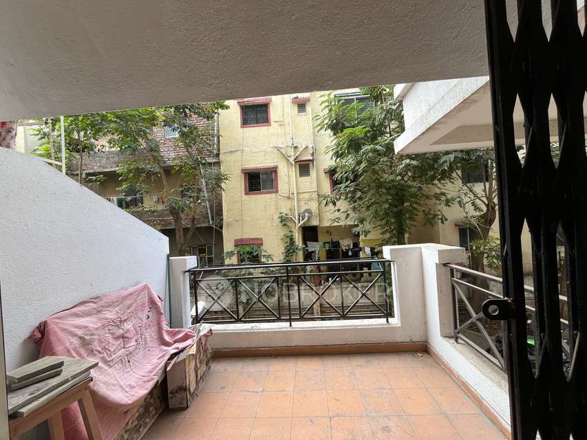 2 BHK Flat In Rakshak Nagar Gold for Rent  In  Kharadi