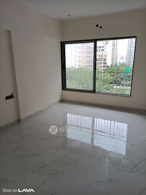 3 BHK Flat In Aashirwad Chs Borivali For Sale  In Borivali West