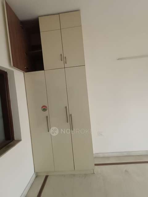 3 BHK Flat for Rent  In Sector 46 Noida