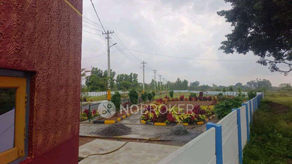 Plot For Sale  In Rr Goldenproperty In Attibele Tvs Cross