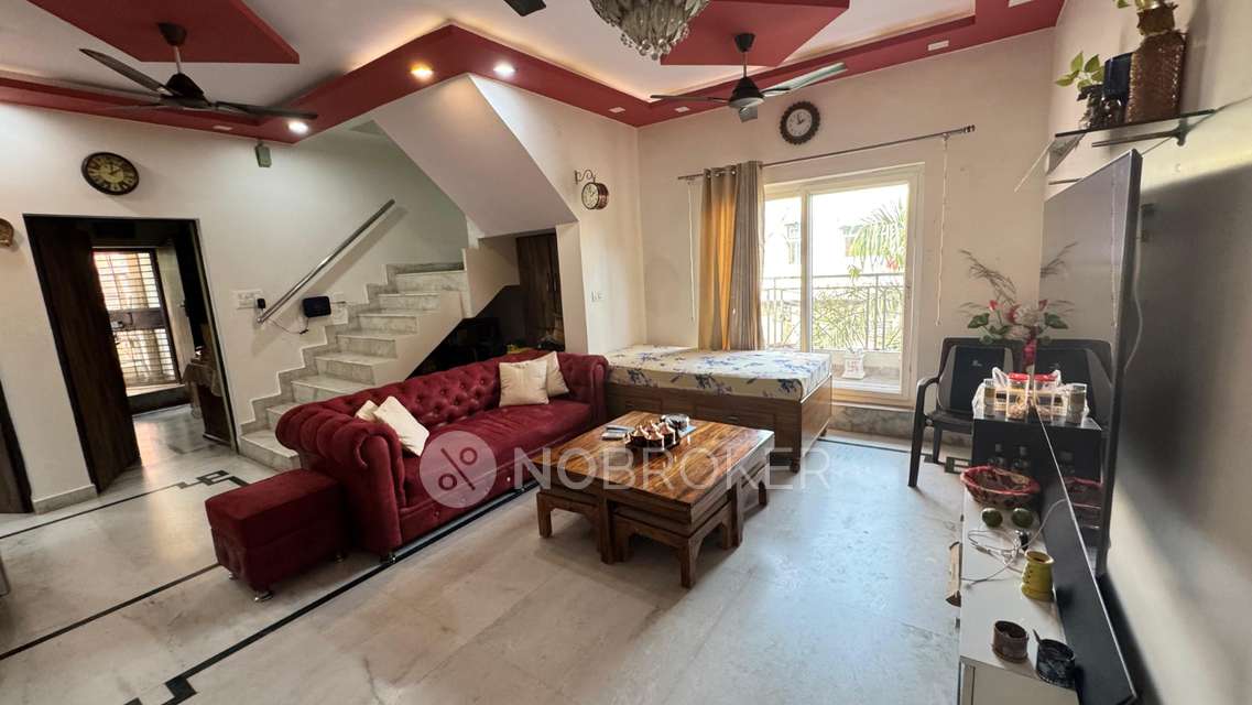 4+ BHK Flat In Millennium Apartment For Sale  In Sector 18 Rohini