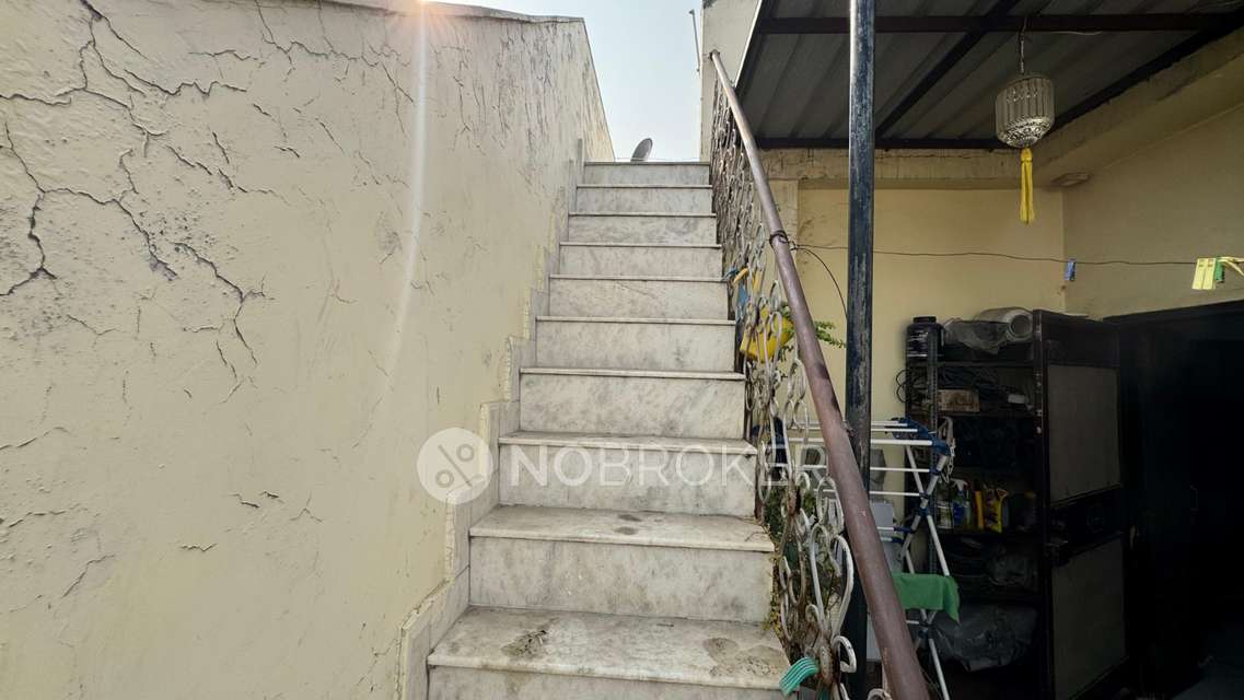 4+ BHK Flat In Millennium Apartment For Sale  In Sector 18 Rohini