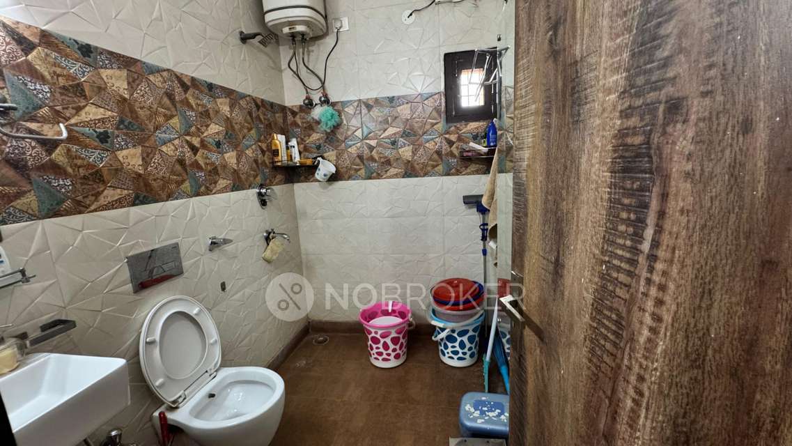 4+ BHK Flat In Millennium Apartment For Sale  In Sector 18 Rohini