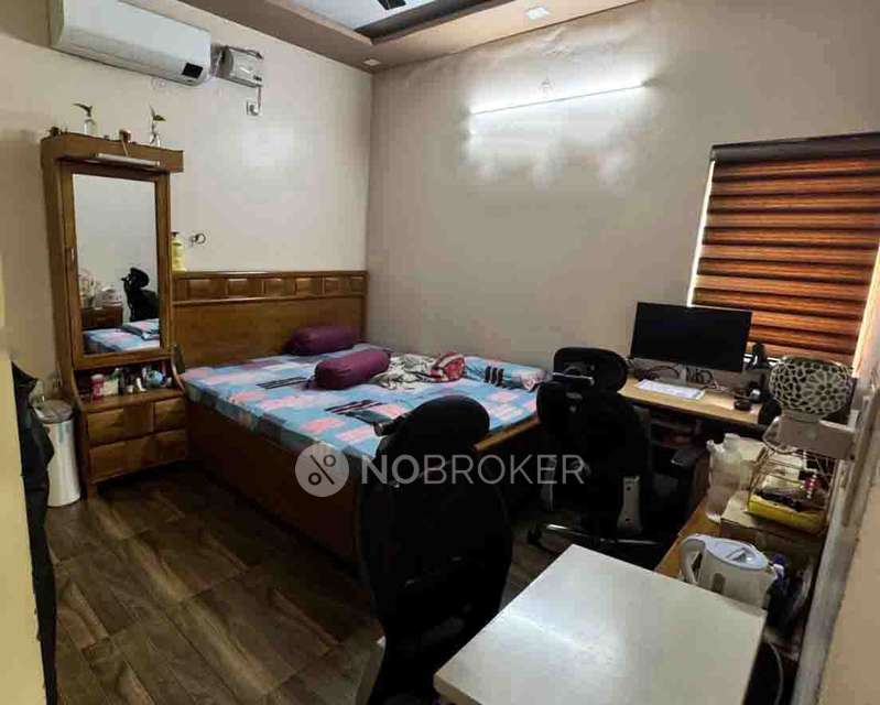 4+ BHK Flat In Millennium Apartment For Sale  In Sector 18 Rohini