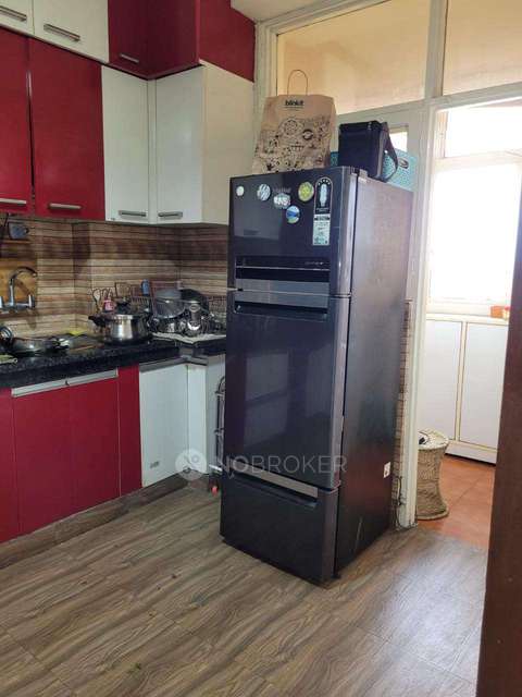 3 BHK Flat In Amrapali Village I For Sale  In Indirapuram