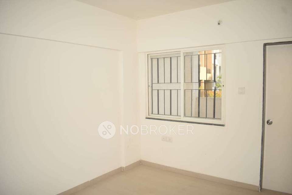 1 BHK Flat In Pristine City For Sale  In Bakori, Wagholi