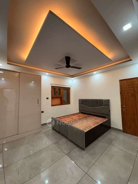 4+ BHK Flat In Dilshad Garden A And B Block for Rent  In Delhi