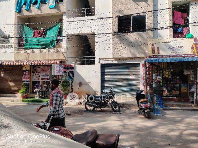 Shop in Langar Houz, Hyderabad for Rent 