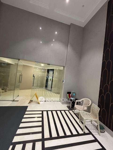 1 BHK Flat In Platinum 53 West For Sale  In Andheri West