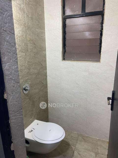 2 BHK Flat In Tain Square For Sale  In Fatima Nagar, Wanawari