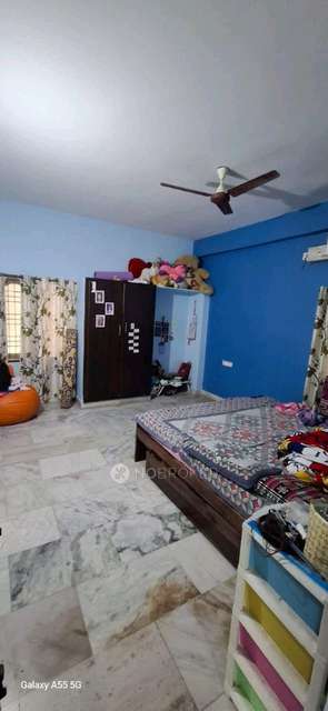 3 BHK Flat In Kpr Manikonda For Sale  In Golden Temple Manikonda