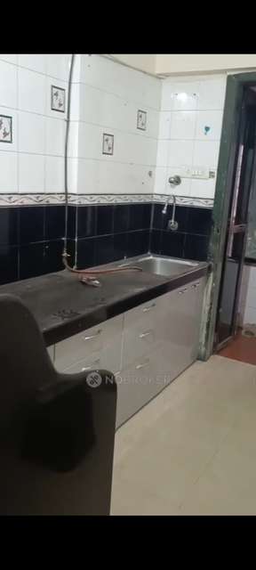 1 BHK Flat In Gayatri Satsang For Sale  In Kandivali East