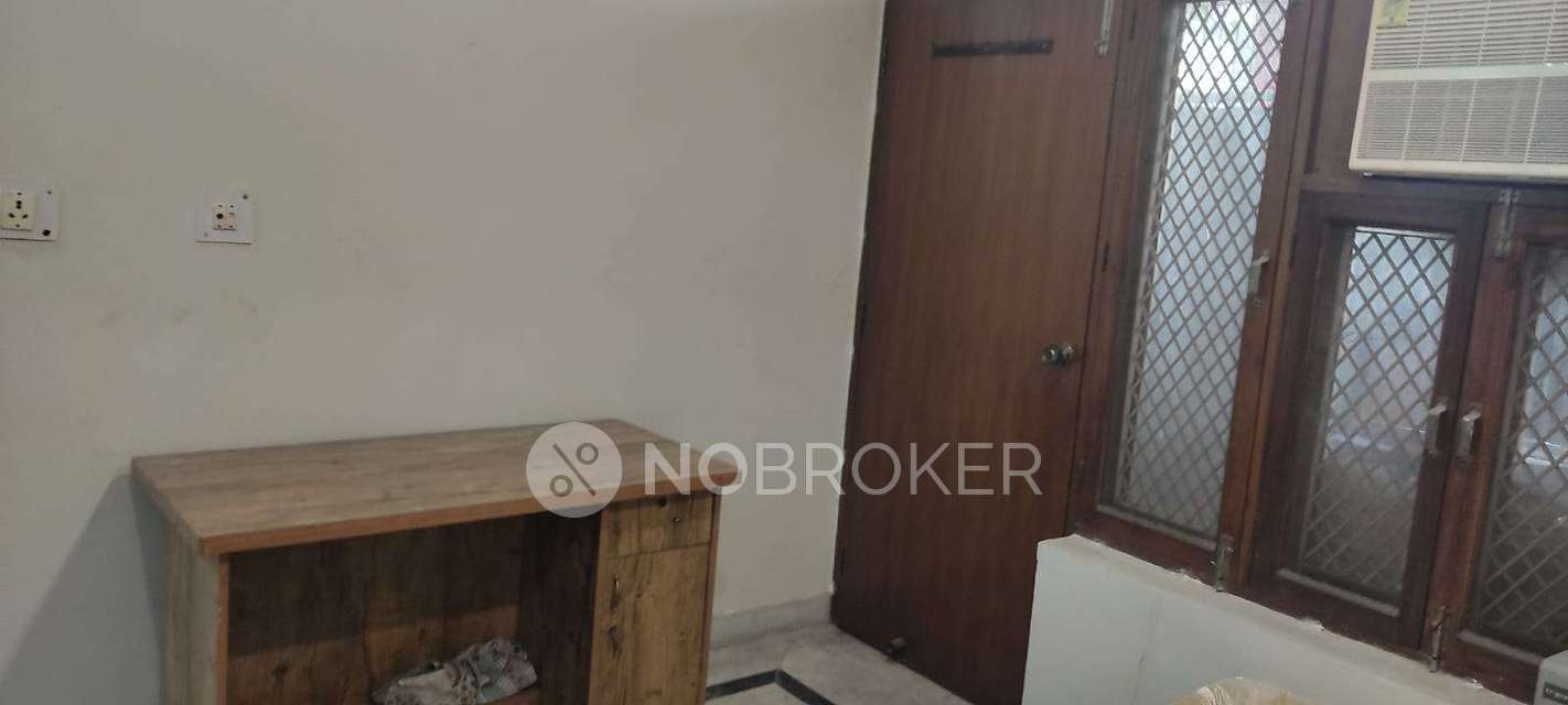 PG for Boys in Alpha I