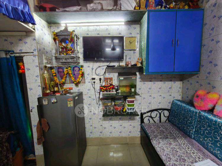 1 RK Flat For Sale  In 136, Vallabhbhai Patel Road, Lic Colony, Suresh Colony, Vile Parle West, Mumbai, Maharashtra 400056, India