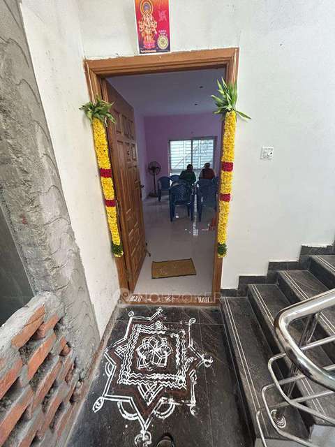 2 BHK House For Sale  In Hindu Colony