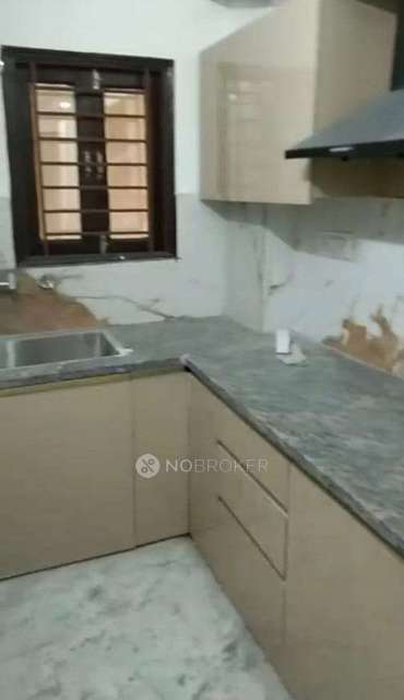 2 BHK Flat For Sale  In Basai Dara Pur