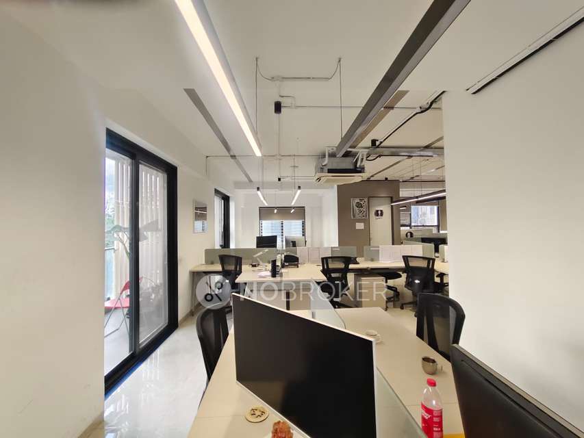 Co-Working  space in Lookwell Salon - Kothrud, Pune, Pune for Rent 