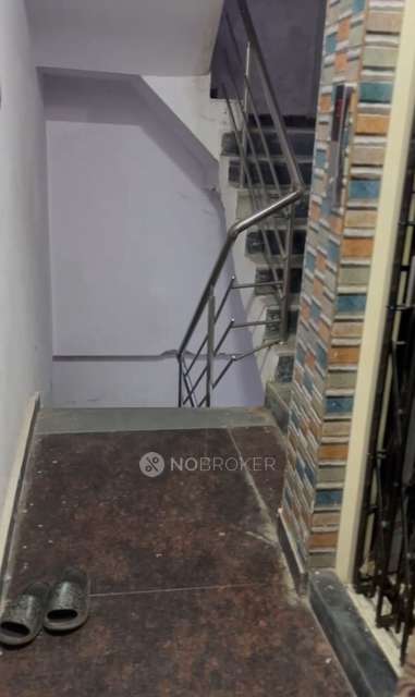 2 BHK Flat In Shoeib Manzil  For Sale  In Malakpet