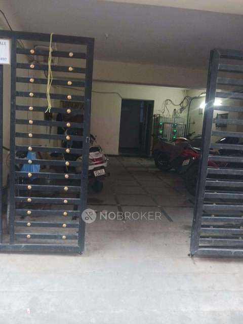 2 BHK Flat In Shoeib Manzil  For Sale  In Malakpet