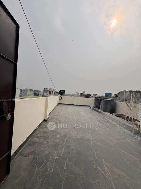 1 BHK Flat For Sale  In 55th Foot Road