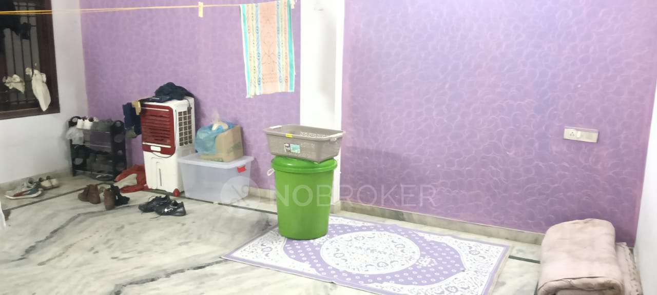 Single Room for Male In 2 BHK  In Standalone Building  In Shaikpet