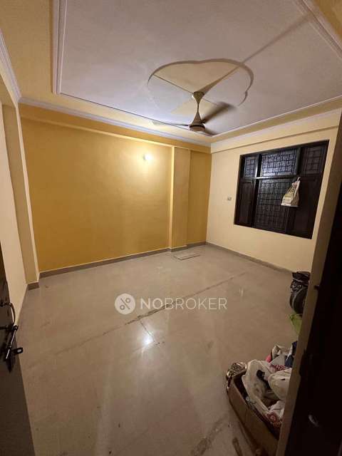 2 BHK Flat In Jogabai Extension Islah Masjid For Sale  In Okhla