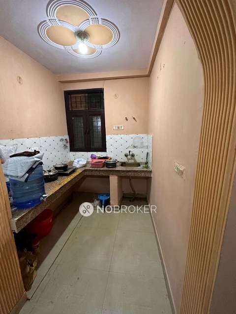 2 BHK Flat In Jogabai Extension Islah Masjid For Sale  In Okhla
