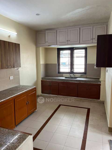 3 BHK Flat In Prabhat Apartment , Marredpally For Sale  In East Marredpally