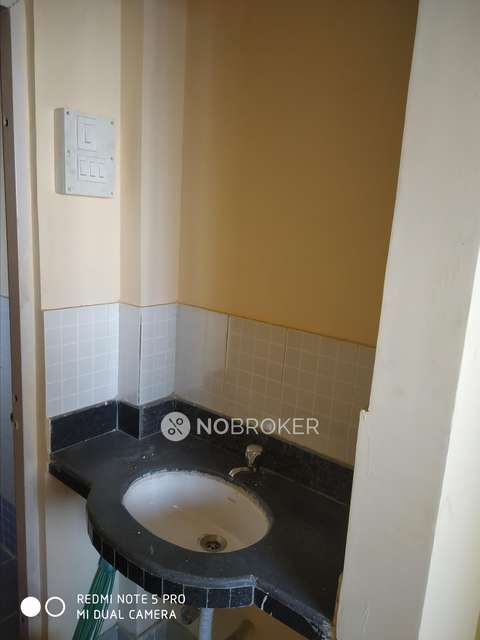 1 BHK Flat In Destiny Paradise, Mhada Building, Mulund East For Sale  In Gavanpada