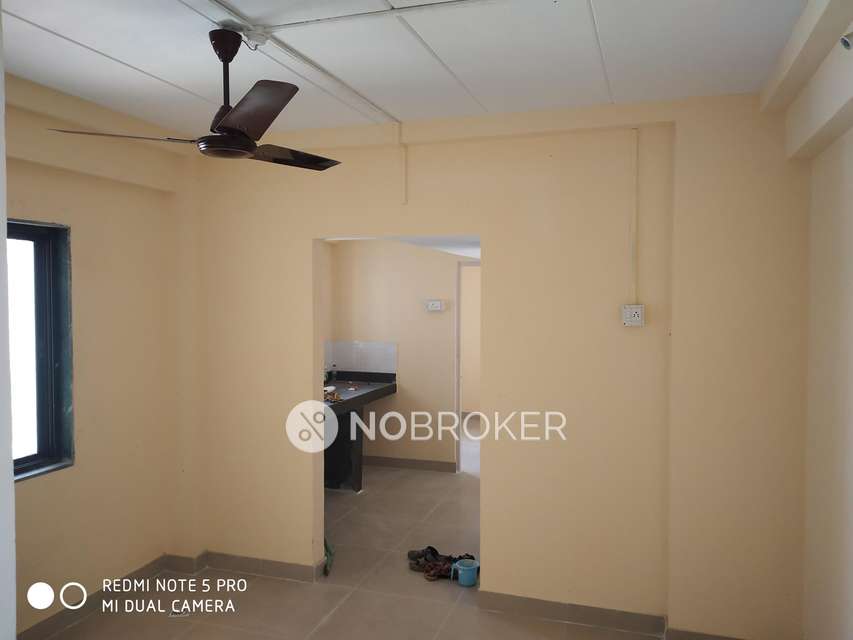 1 BHK Flat In Destiny Paradise, Mhada Building, Mulund East For Sale  In Gavanpada