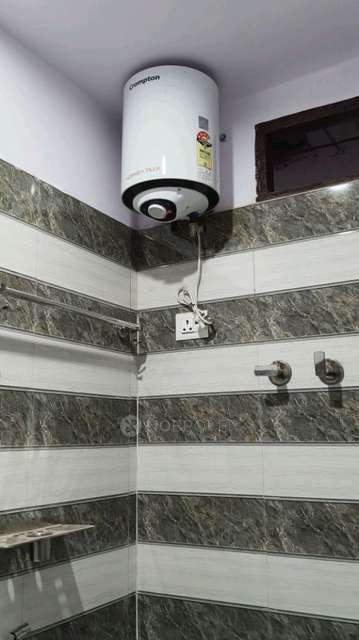 PG for Boys in Shakarpur Khas