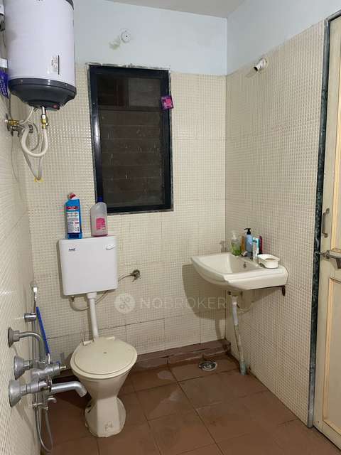 Single Room for Male In 3 BHK  In Altius Housing Society, Rk Jagtap Path, Vishal Nagar In Pimple Nilakh