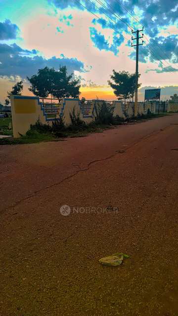 Plot For Sale  In Vk'pr City In ?????????