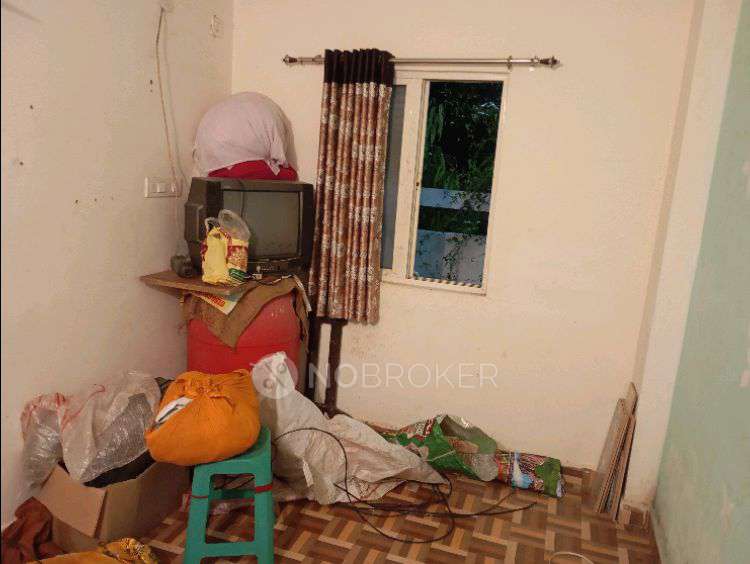 1 RK House for Rent  In Mukhtar Pasha, Advocate