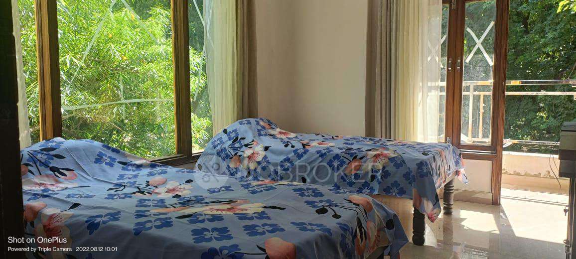 PG for Girls in Ashwamedha Apartment, Chirag Dilli, New Delhi, Delhi 110017, India