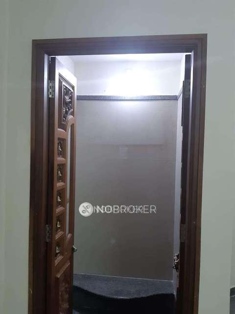 2 BHK Flat In Navarudra Apartments For Sale  In Shivaji Nagar