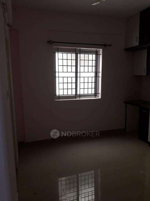 2 BHK Flat In Cbr Aakruthi For Sale  In Hoodi