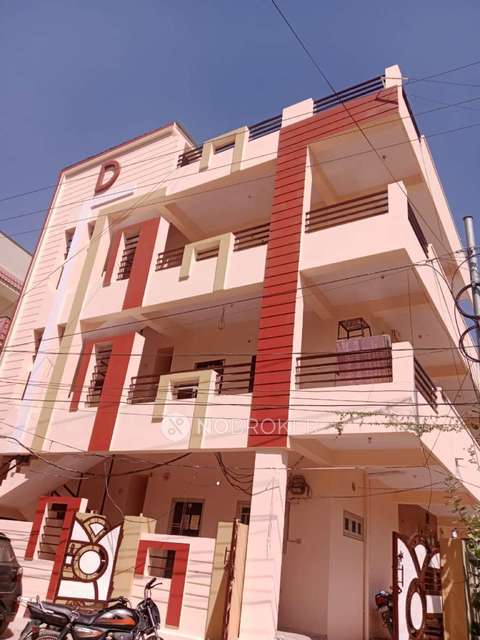4+ BHK Flat For Sale  In Upparpally