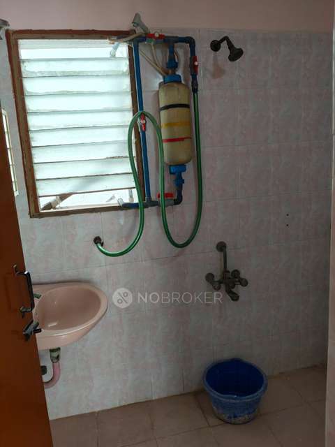 2 BHK Flat In Manasarovar Raaja Apartments For Sale  In Valasaravakkam